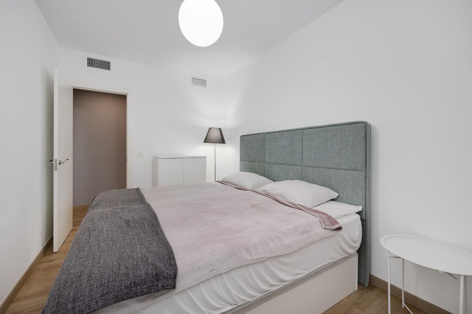 Apartamento de 3 habitaciones en Torrevieja en venta con garaje - 315.000 € (Ref: 9511264)