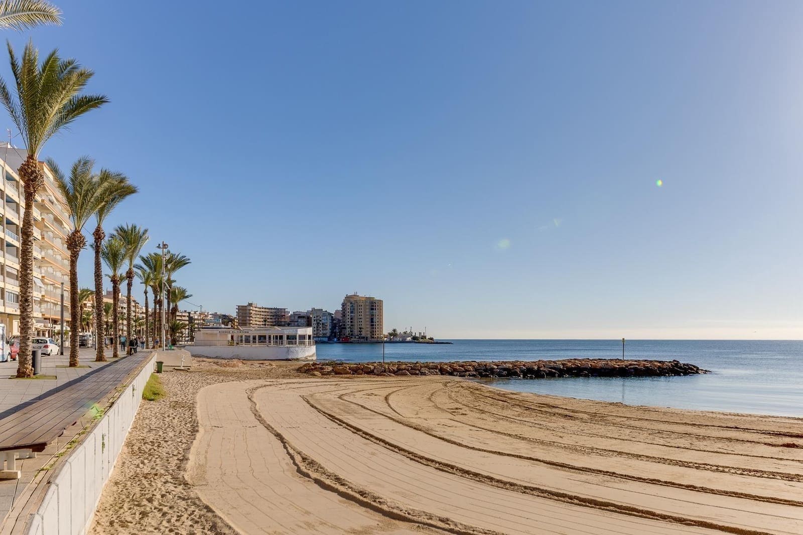 2 quarto Apartamento para venda em Torrevieja com piscina - 135 000 € (Ref: 9511265)