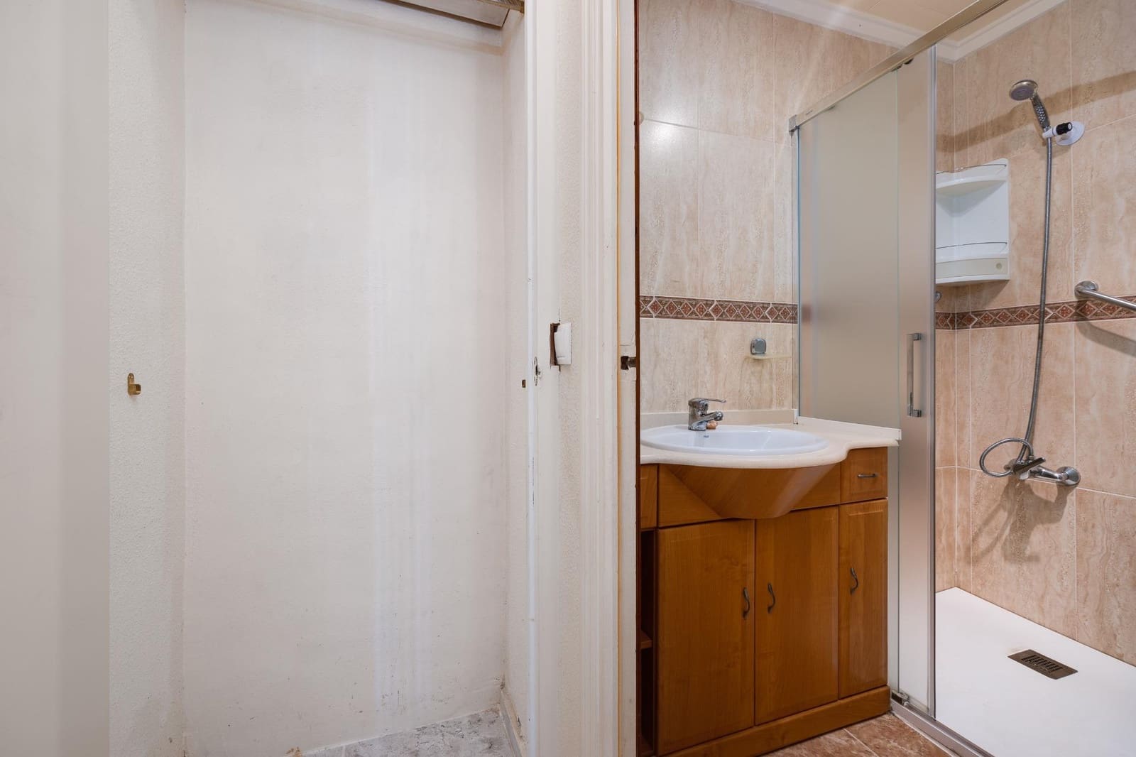 1 quarto Bungalow para venda em Torrevieja - 94 000 € (Ref: 9533637)