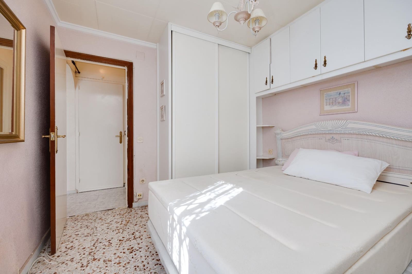 1 quarto Bungalow para venda em Torrevieja - 94 000 € (Ref: 9533637)