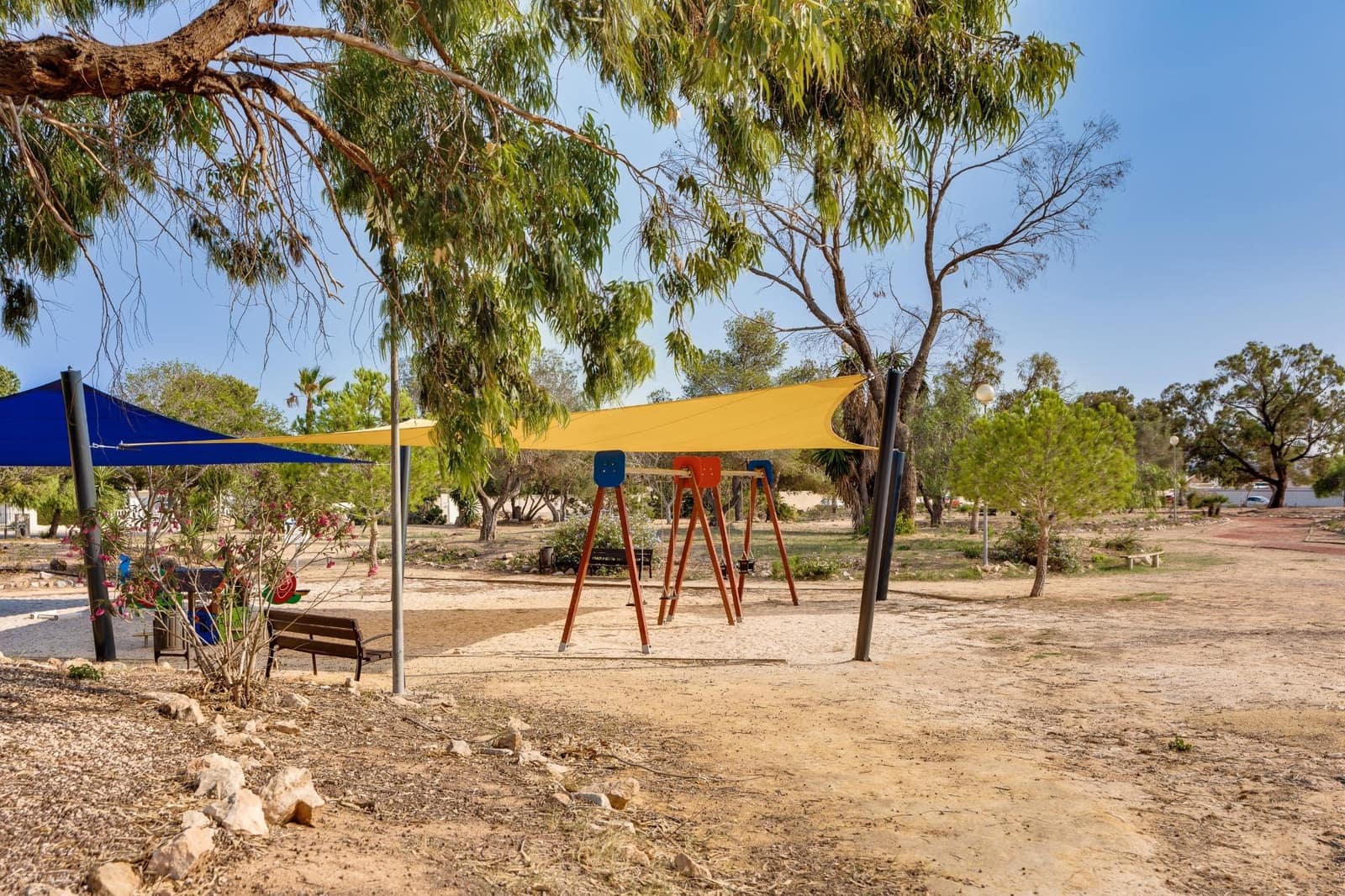 1 quarto Bungalow para venda em Torrevieja - 94 000 € (Ref: 9533637)