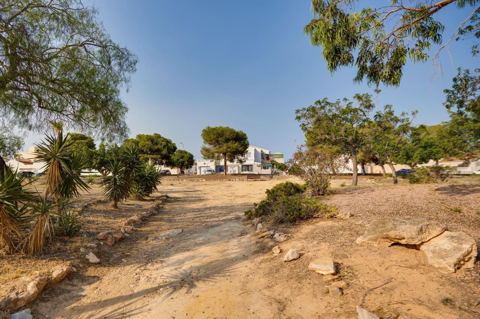 1 quarto Bungalow para venda em Torrevieja - 94 000 € (Ref: 9533637)