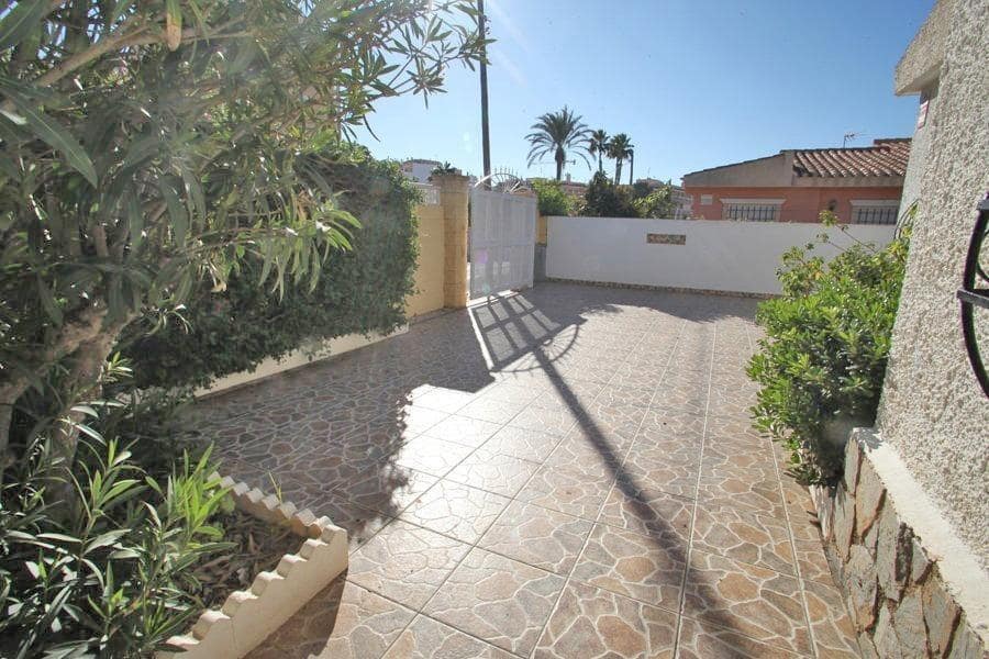 2 Zimmer Villa zu verkaufen in Torrevieja - 425.000 € (Ref: 9536090)