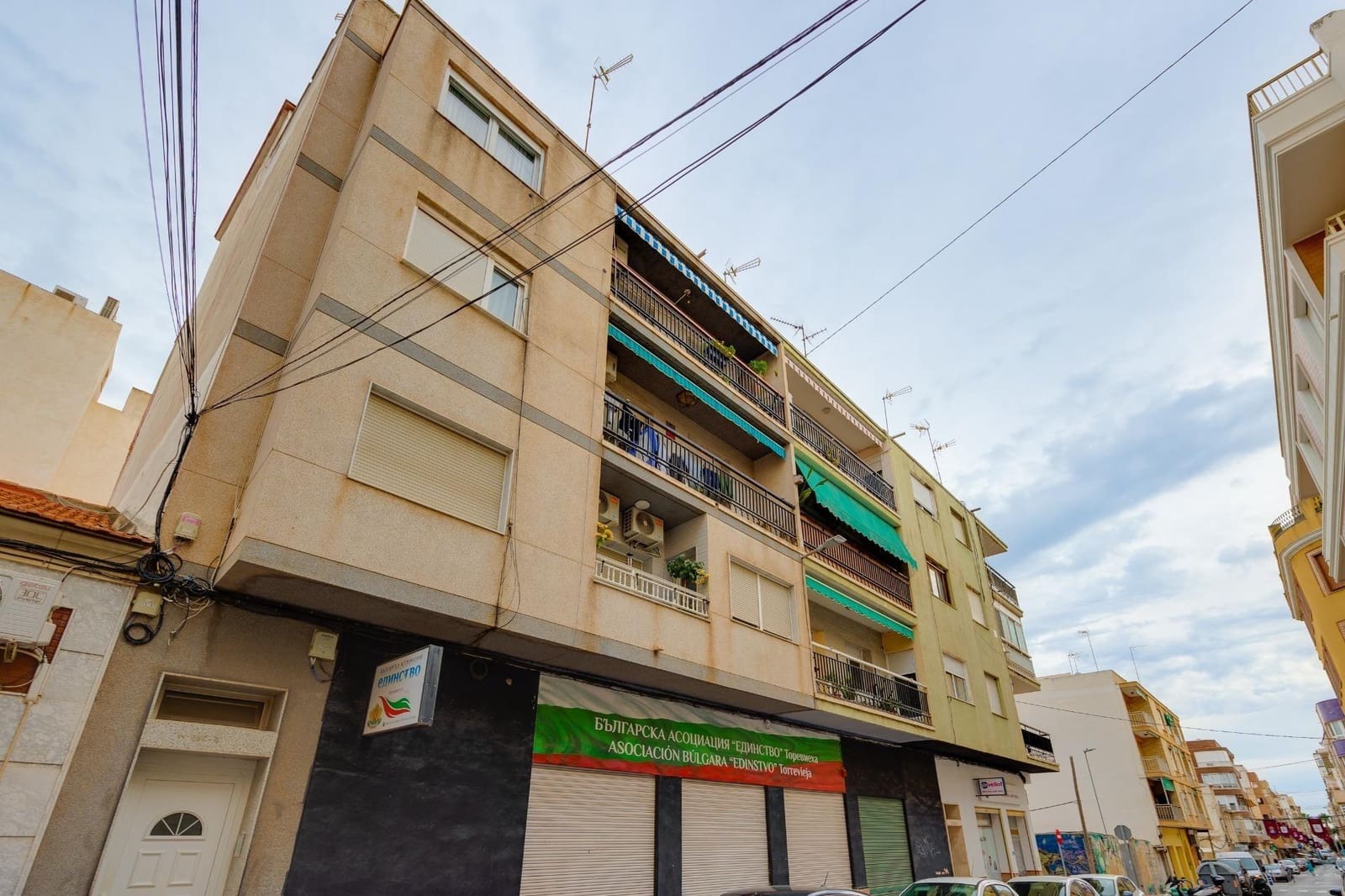 4 chambre Appartement à vendre à Torrevieja - 133 900 € (Ref: 9548424)