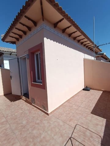 2 soverom Rekkehus til salgs i Torrevieja med svømmebasseng - € 125 000 (Ref: 9562065)