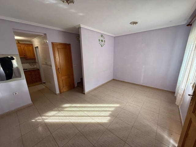 2 soverom Rekkehus til salgs i Torrevieja med svømmebasseng - € 125 000 (Ref: 9562065)