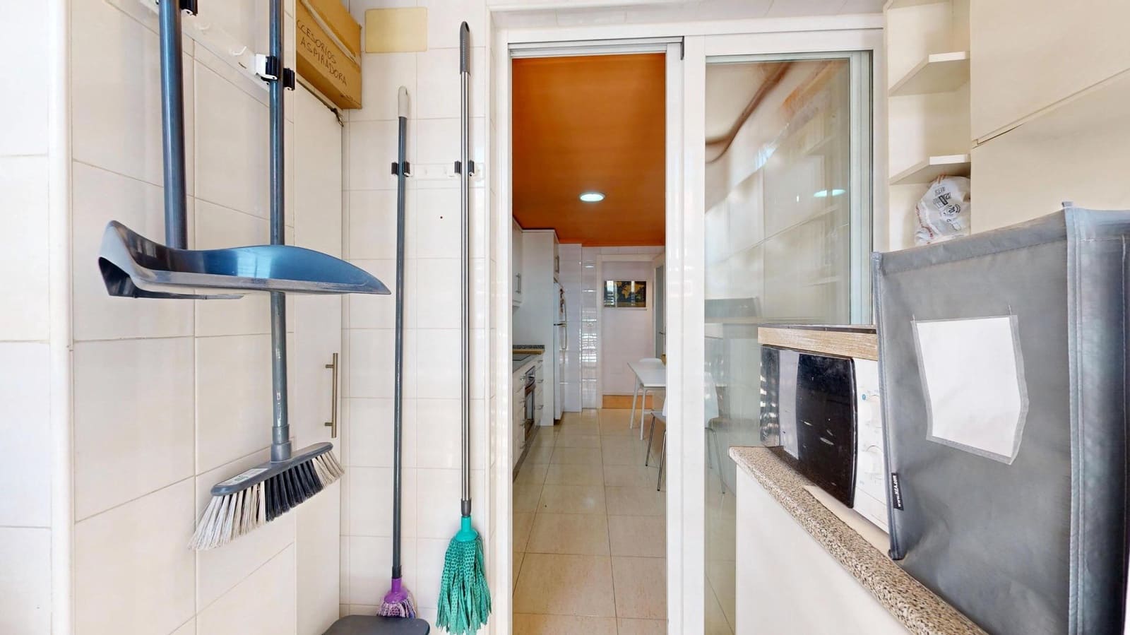 3 bedroom Apartment for sale in San Vicente / Sant Vicent del Raspeig with pool garage - € 299,900 (Ref: 9569004)