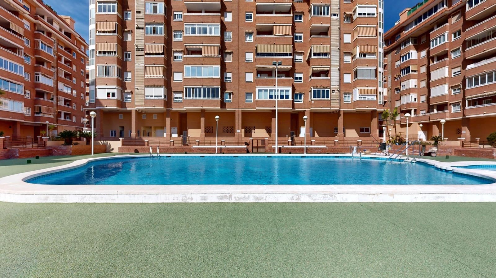 3 bedroom Apartment for sale in San Vicente / Sant Vicent del Raspeig with pool garage - € 299,900 (Ref: 9569004)