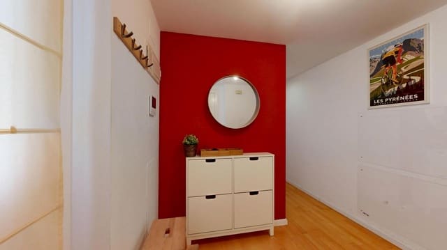 3 makuuhuone Huoneisto myytävänä paikassa San Vicente / Sant Vicent del Raspeig mukana uima-altaan 
autotalli - 299 900 € (Ref: 9569004)