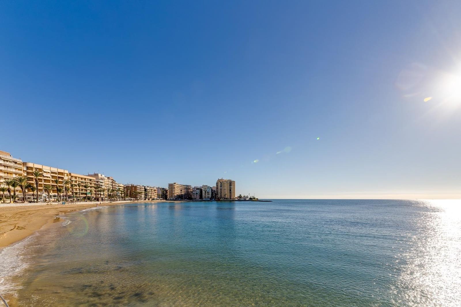 2 sypialnia Apartament na sprzedaż w Torrevieja z basenem - 129 900 € (Ref: 9574799)