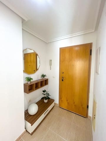 2 bedroom Apartment for sale in Centro, Torrevieja with garage - € 148,500 (Ref: 9583064)