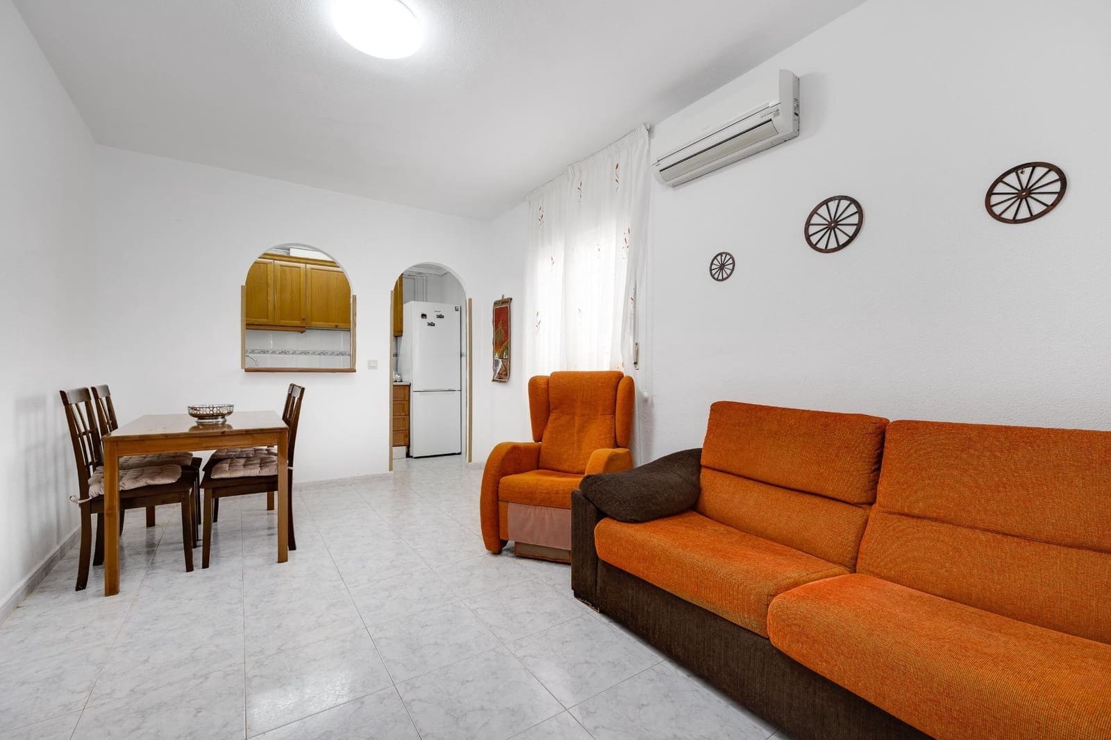 2 soverom Leilighet til salgs i Torrevieja med svømmebasseng - € 169 990 (Ref: 9583065)