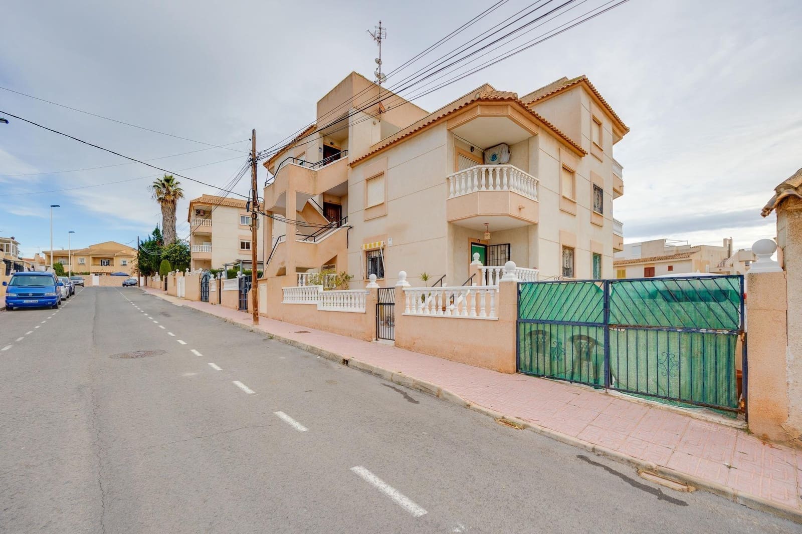 2 soverom Leilighet til salgs i Torrevieja med svømmebasseng - € 169 990 (Ref: 9583065)