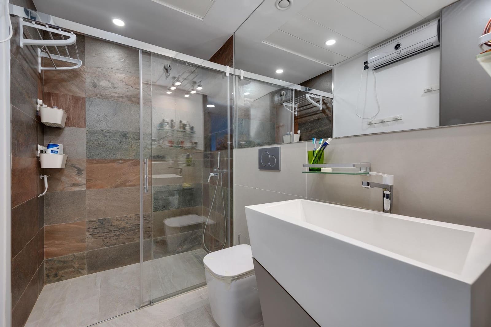 Bungalow de 3 habitaciones en Campoamor en venta con piscina garaje - 450.000 € (Ref: 9619497)