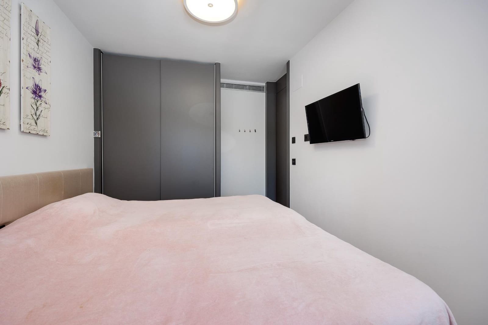 Bungalow de 3 habitaciones en Campoamor en venta con piscina garaje - 450.000 € (Ref: 9619497)