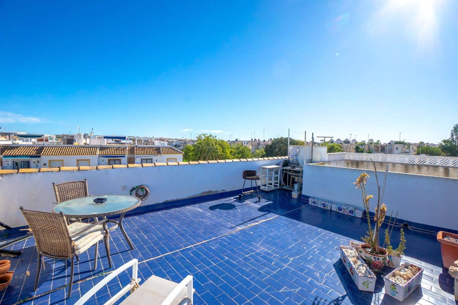 2 bedroom Bungalow for sale in Torrevieja with pool - € 135,000 (Ref: 9630283)