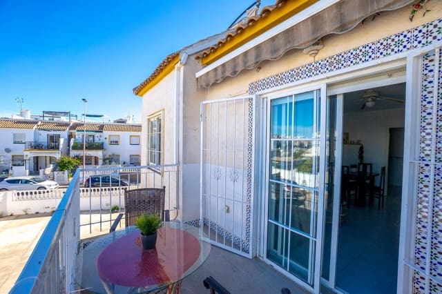 2 quarto Bungalow para venda em Torrevieja com piscina - 135 000 € (Ref: 9630283)