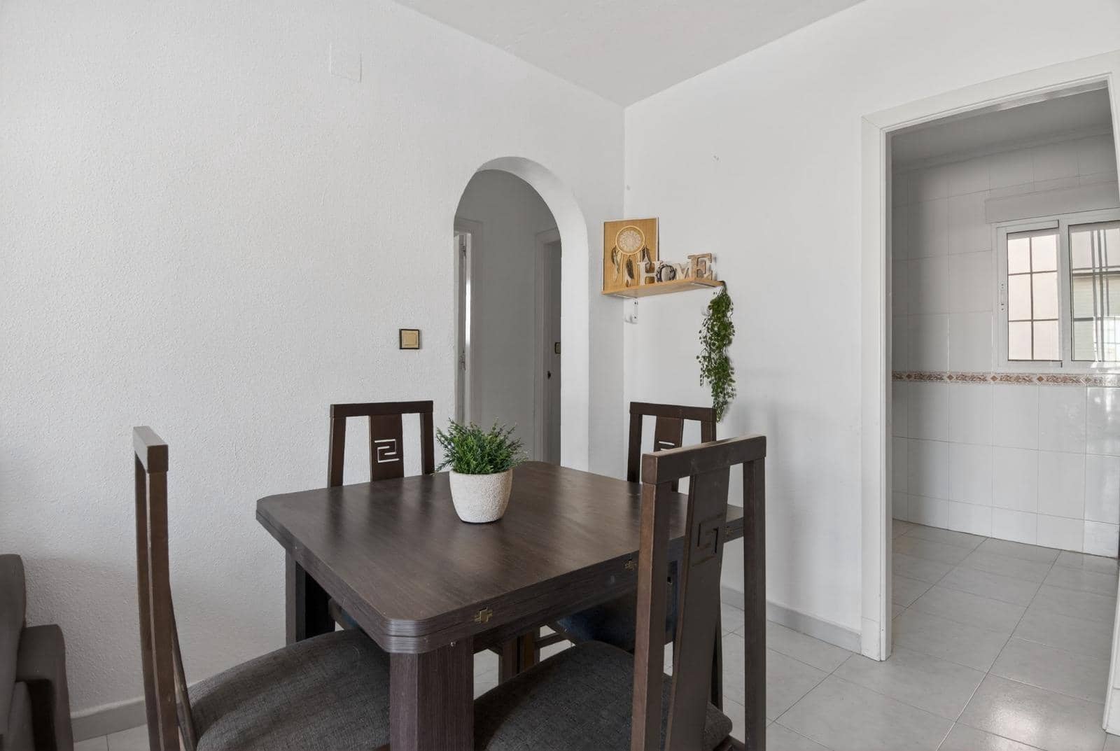 2 soverom Bungalow til salgs i Torrevieja med svømmebasseng - € 135 000 (Ref: 9630283)