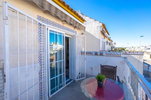 2 quarto Bungalow para venda em Torrevieja com piscina - 135 000 € (Ref: 9630283)