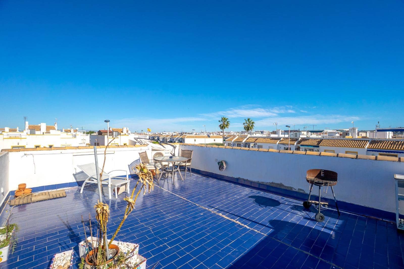 2 soverom Bungalow til salgs i Torrevieja med svømmebasseng - € 135 000 (Ref: 9630283)