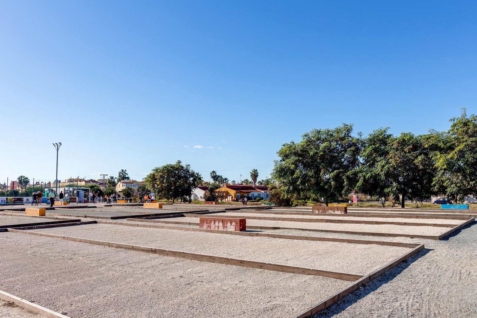 2 soverom Bungalow til salgs i Torrevieja med svømmebasseng - € 135 000 (Ref: 9630283)