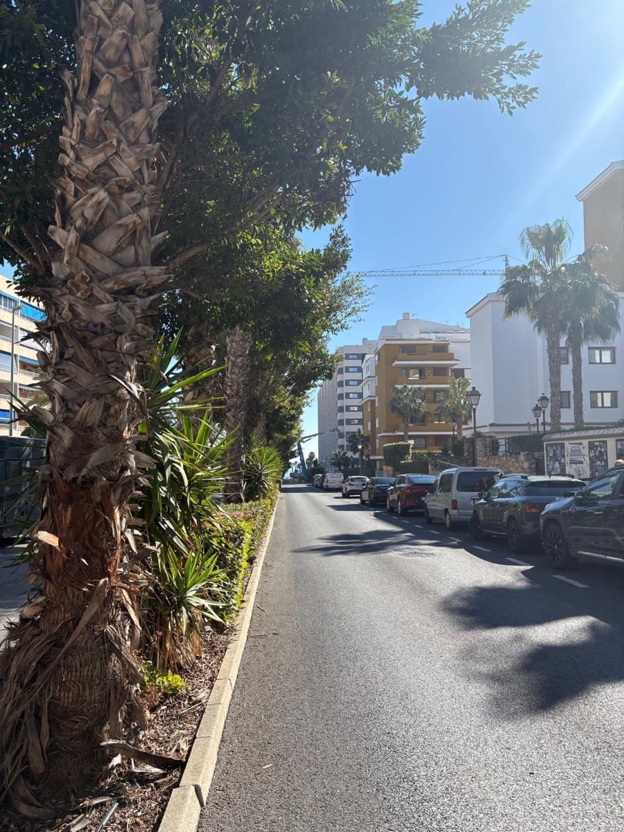 2 bedroom Apartment for sale in Punta Prima with pool garage - € 260,000 (Ref: 9630284)