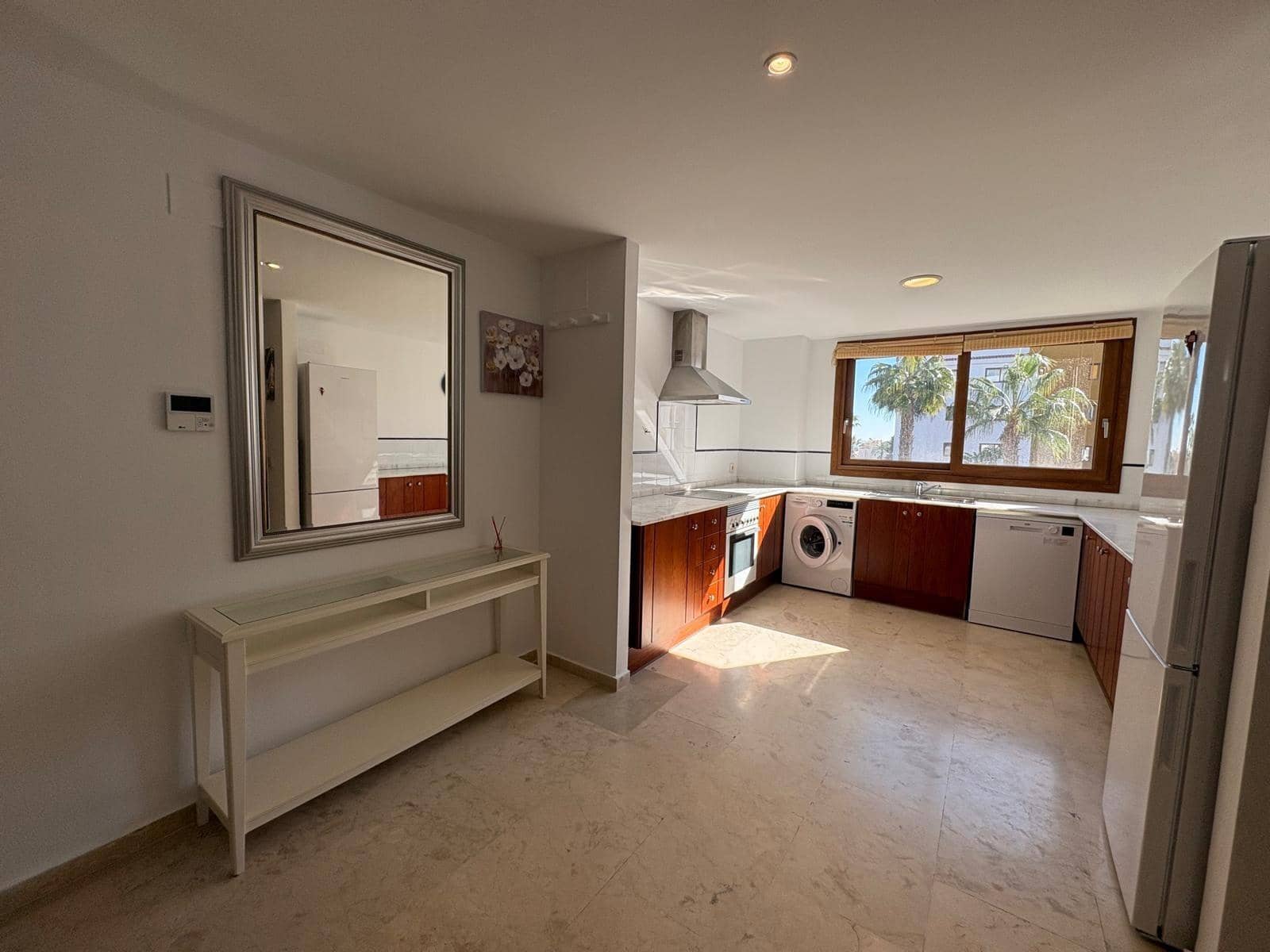 2 bedroom Apartment for sale in Punta Prima with pool garage - € 260,000 (Ref: 9630284)