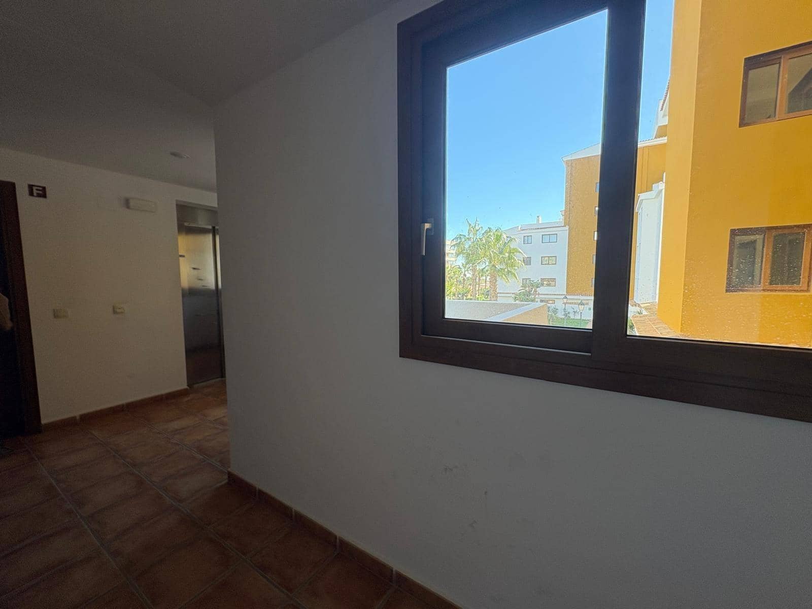 2 bedroom Apartment for sale in Punta Prima with pool garage - € 260,000 (Ref: 9630284)