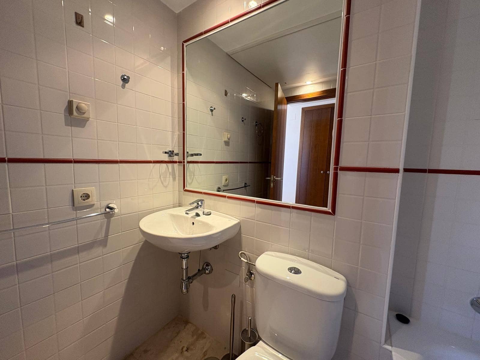 2 bedroom Apartment for sale in Punta Prima with pool garage - € 260,000 (Ref: 9630284)