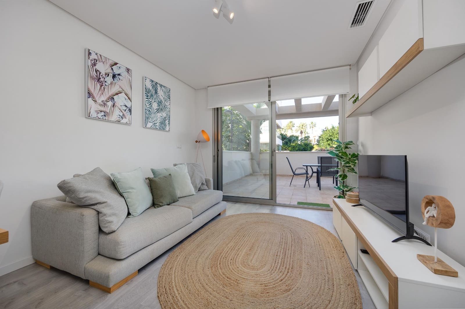 2 quarto Apartamento para venda em Villamartin com piscina garagem - 279 000 € (Ref: 9634512)