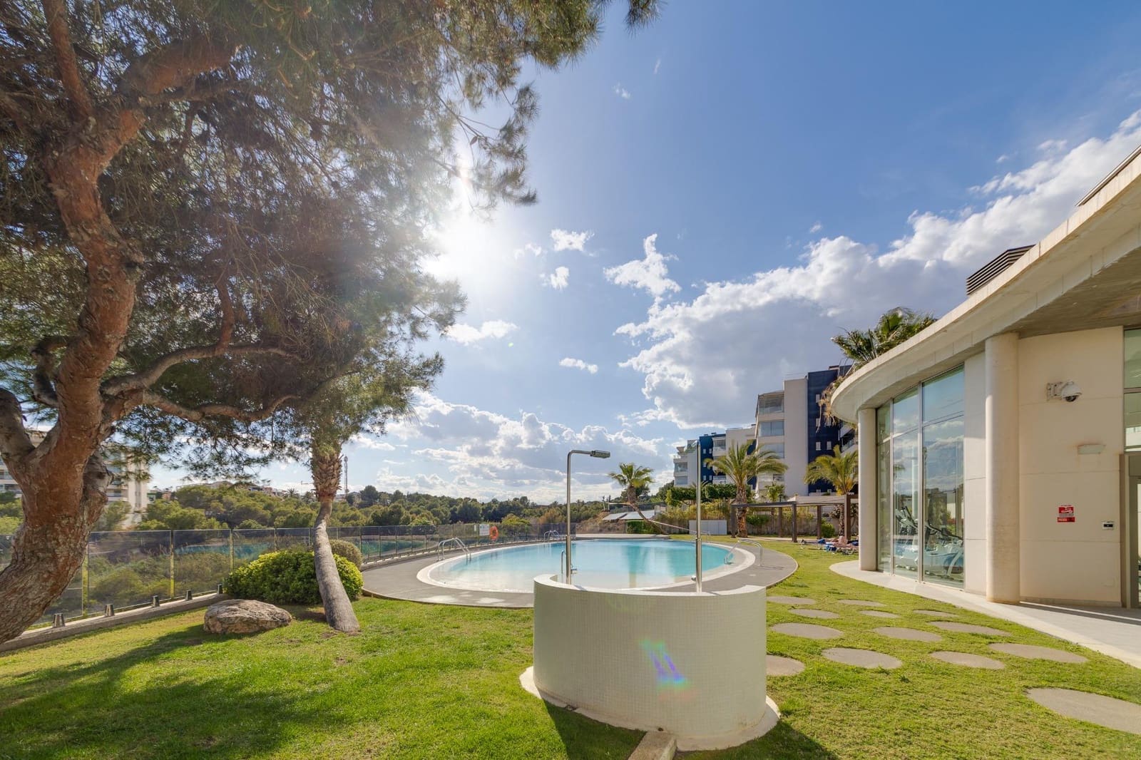 2 quarto Apartamento para venda em Villamartin com piscina garagem - 279 000 € (Ref: 9634512)