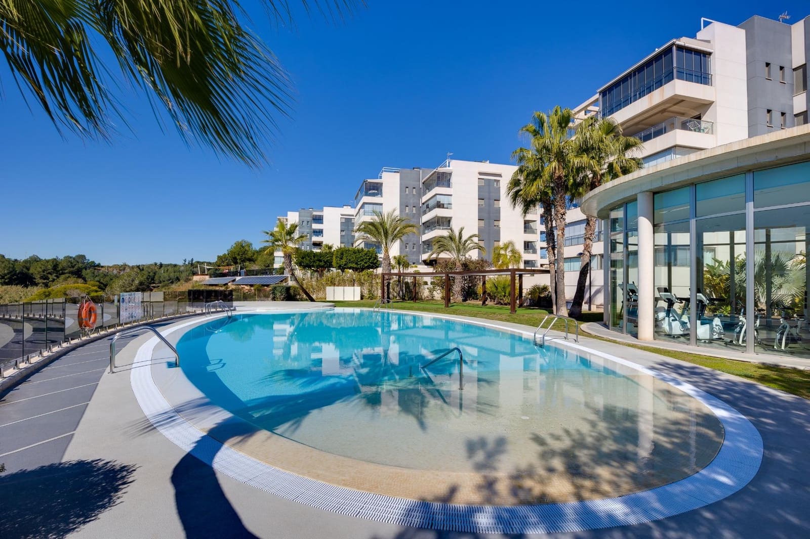 2 quarto Apartamento para venda em Villamartin com piscina garagem - 279 000 € (Ref: 9634512)