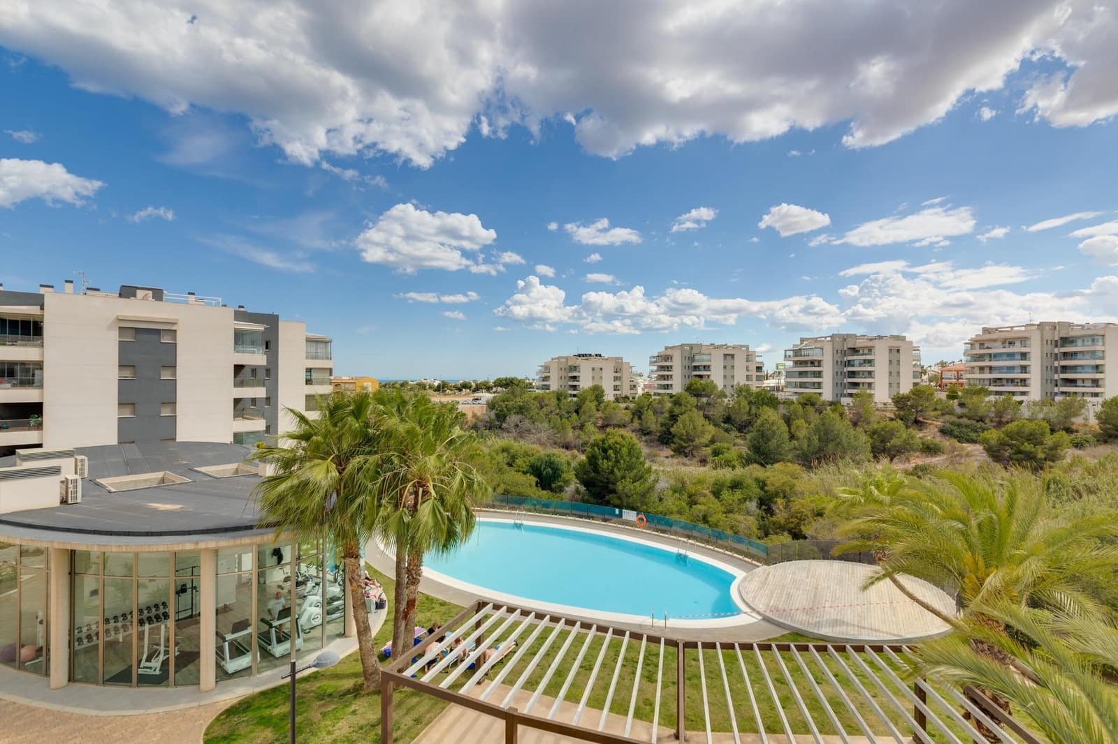 2 quarto Apartamento para venda em Villamartin com piscina garagem - 279 000 € (Ref: 9634512)