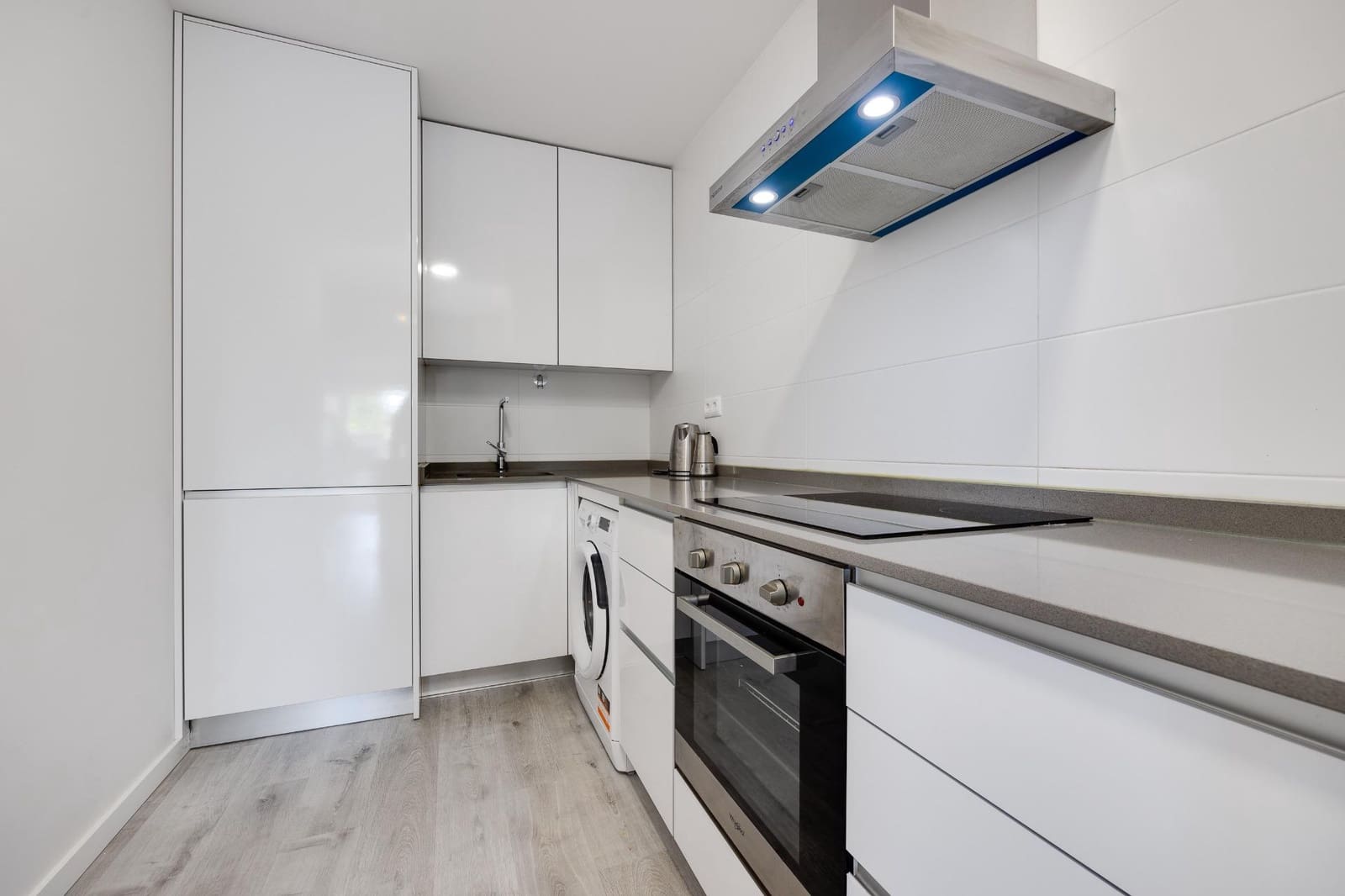 2 bedroom Apartment for sale in Villamartin with pool garage - € 279,000 (Ref: 9634512)