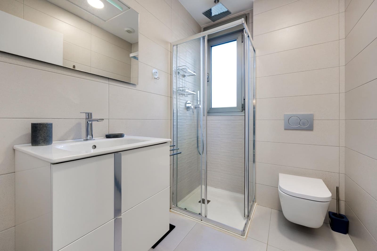 2 bedroom Apartment for sale in Villamartin with pool garage - € 279,000 (Ref: 9634512)