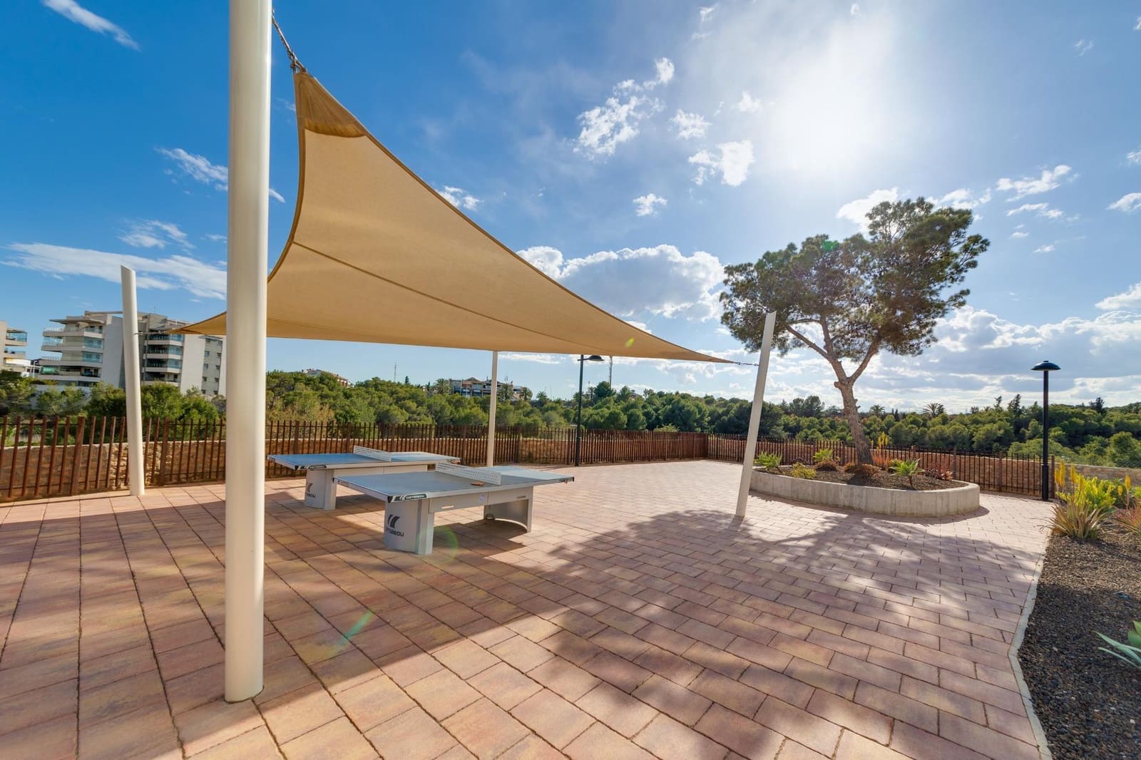 2 bedroom Apartment for sale in Villamartin with pool garage - € 279,000 (Ref: 9634512)