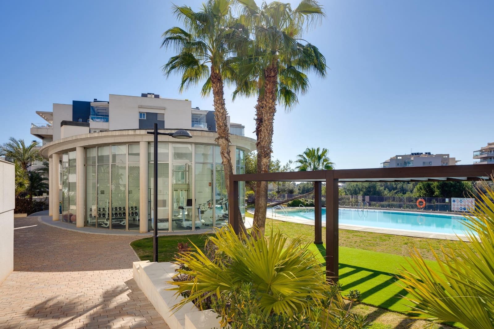 2 bedroom Apartment for sale in Villamartin with pool garage - € 279,000 (Ref: 9634512)