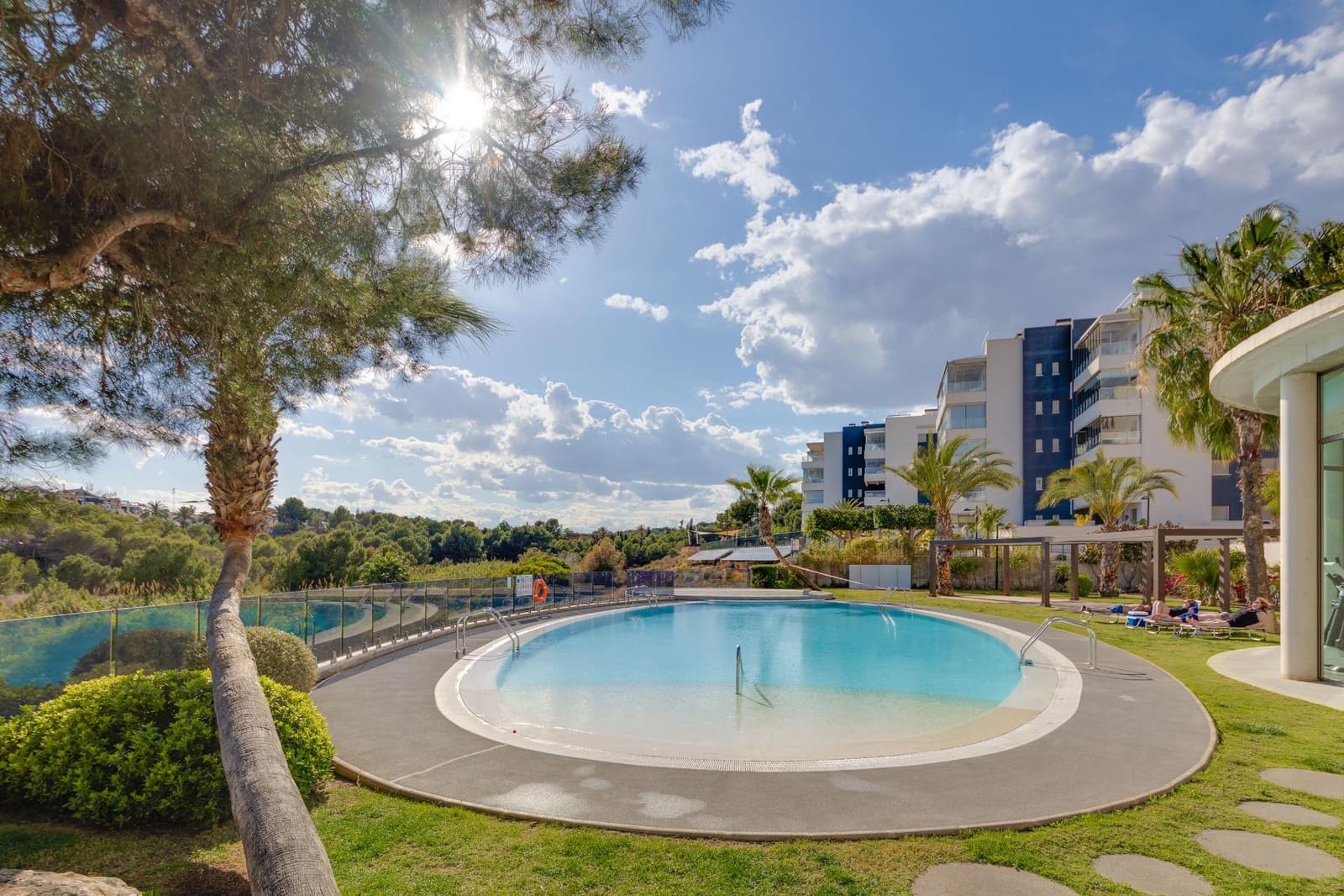 2 bedroom Apartment for sale in Villamartin with pool garage - € 279,000 (Ref: 9634512)