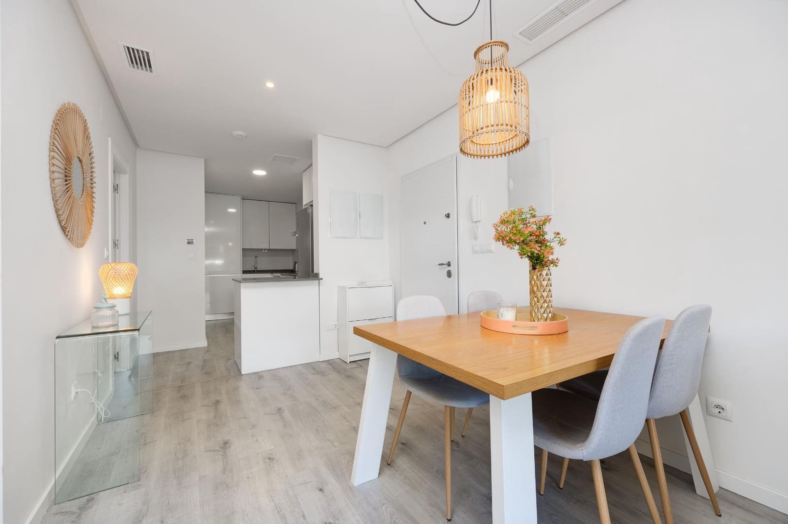 2 makuuhuone Huoneisto myytävänä paikassa Villamartin mukana uima-altaan 
autotalli - 269 000 € (Ref: 9634512)