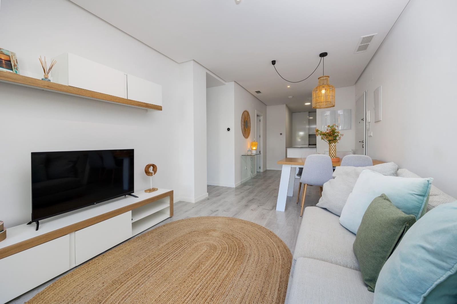 2 soverom Leilighet til salgs i Villamartin med svømmebasseng garasje - € 275 000 (Ref: 9634512)