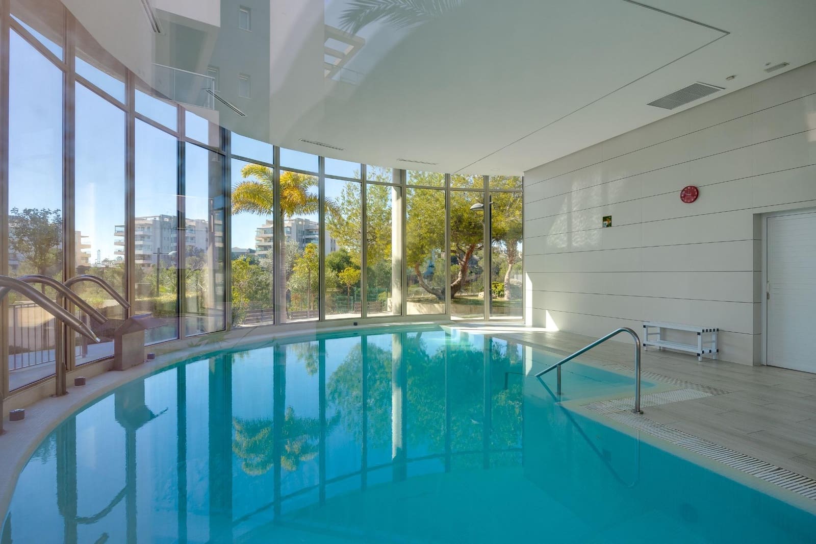 2 soverom Leilighet til salgs i Villamartin med svømmebasseng garasje - € 275 000 (Ref: 9634512)