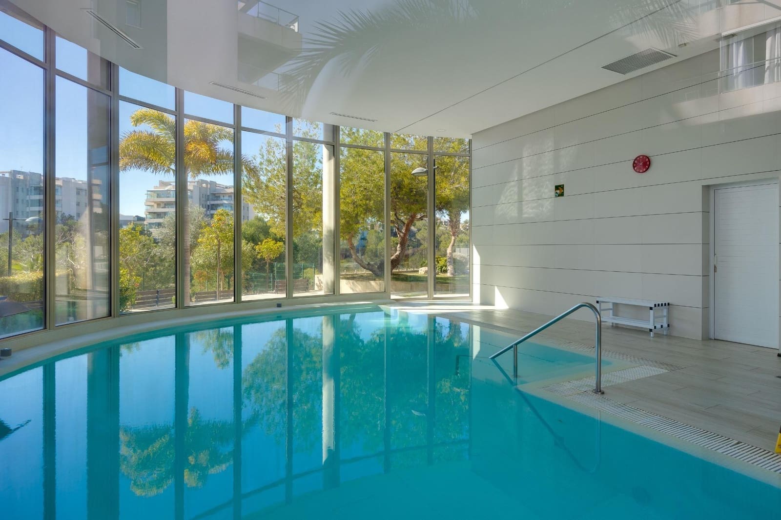 2 soverom Leilighet til salgs i Villamartin med svømmebasseng garasje - € 275 000 (Ref: 9634512)