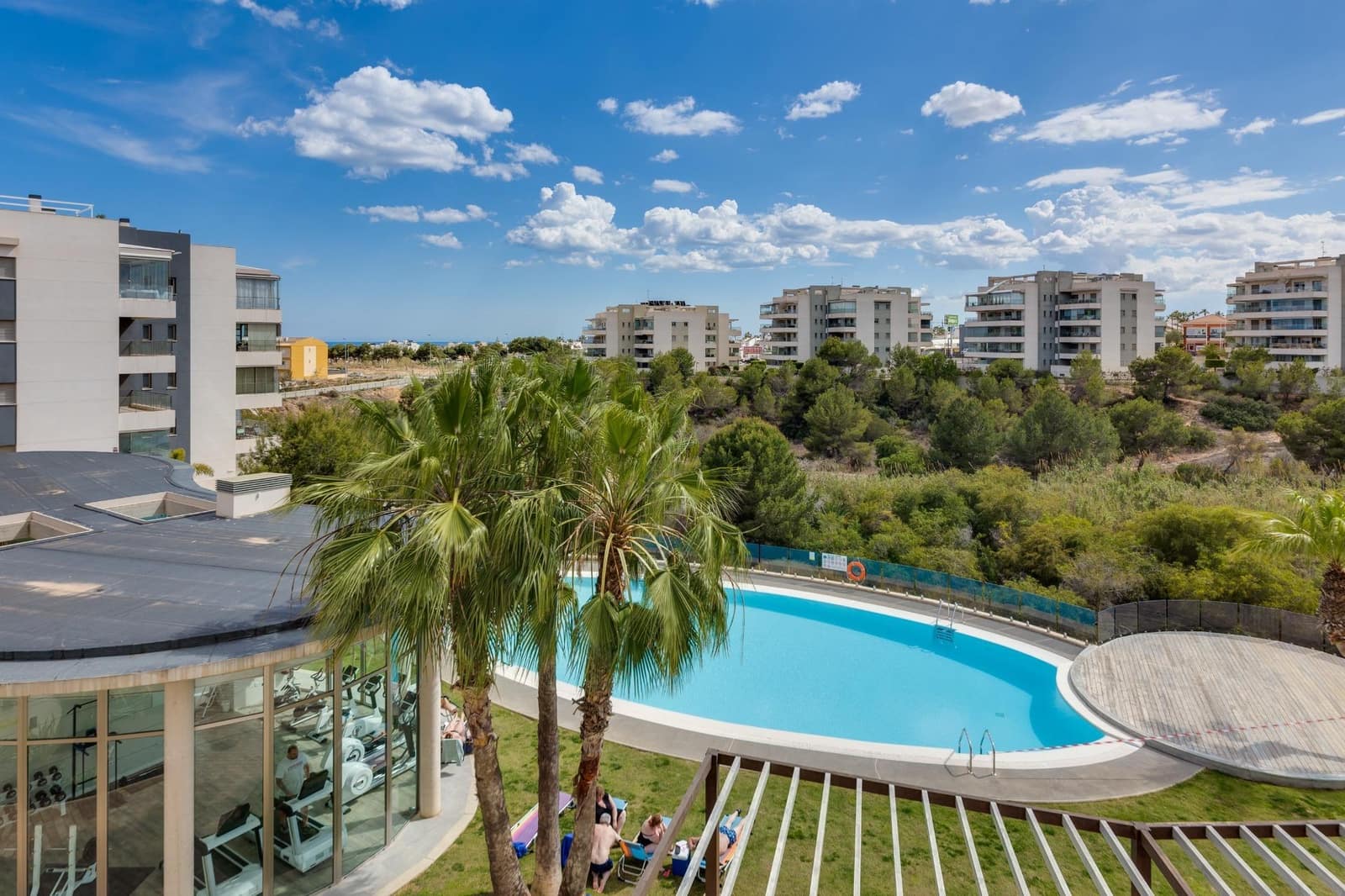 2 soverom Leilighet til salgs i Villamartin med svømmebasseng garasje - € 275 000 (Ref: 9634512)