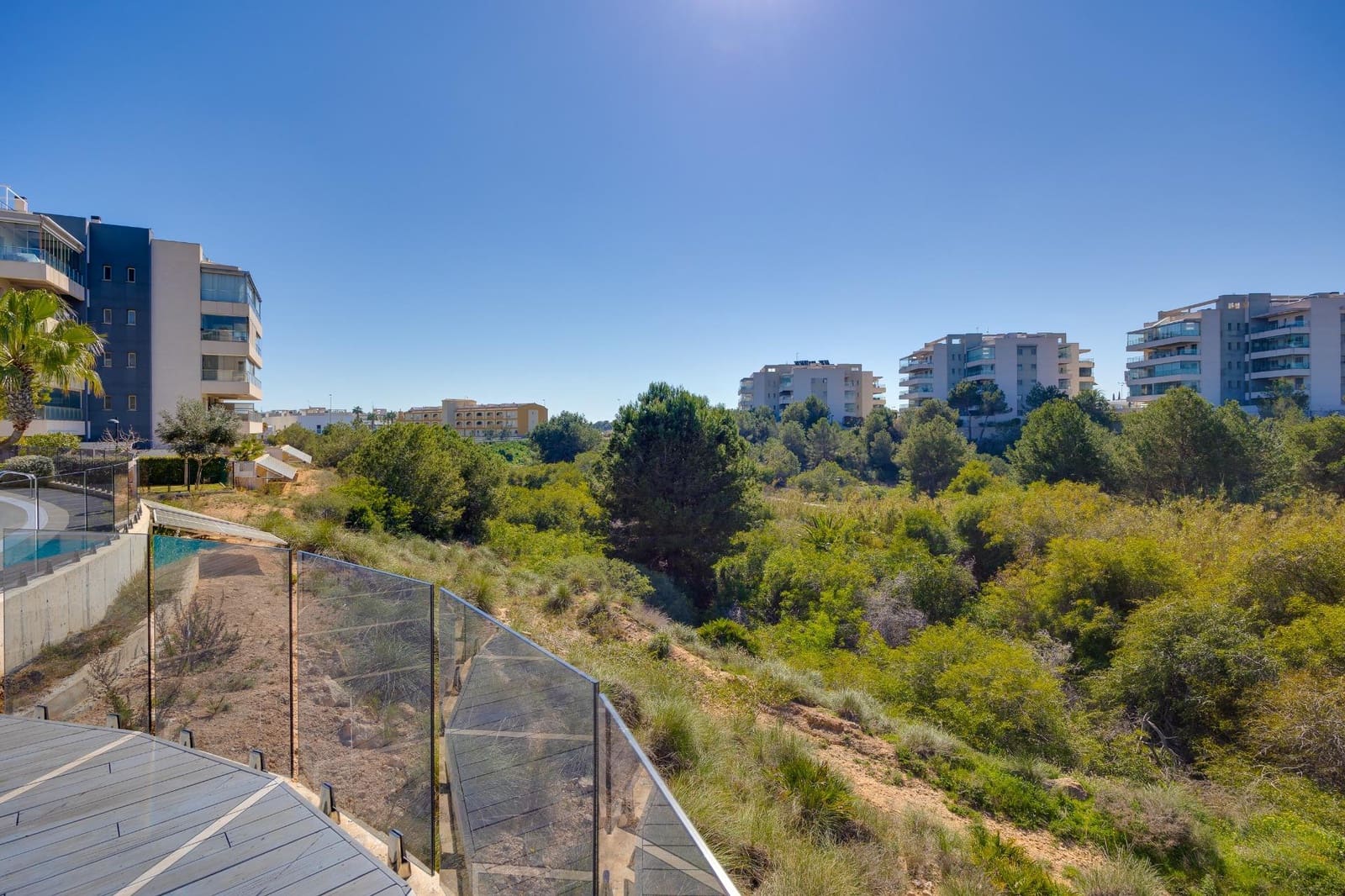 2 soverom Leilighet til salgs i Villamartin med svømmebasseng garasje - € 275 000 (Ref: 9634512)