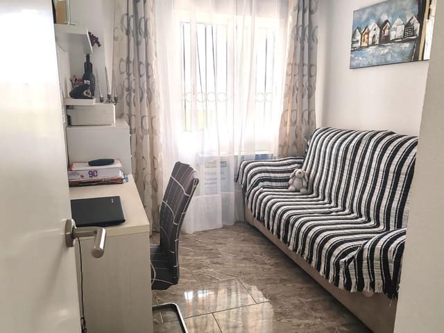 2 soveværelse Lejlighed til salg i La Zenia, Orihuela med swimmingpool - € 198.000 (Ref: 9645242)