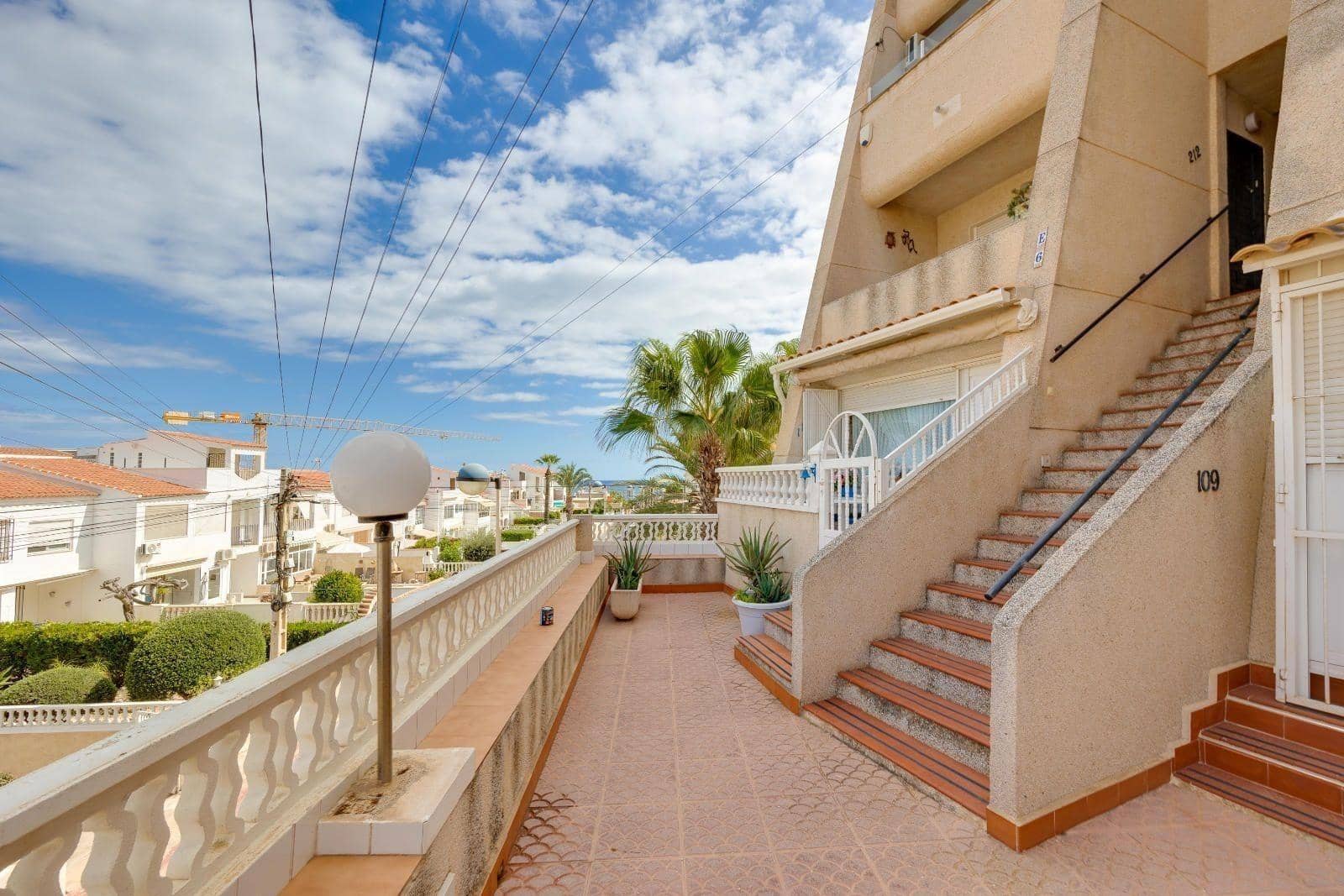 1 soverom Strandleiligheter til salgs i Torrevieja - € 145 000 (Ref: 9686763)