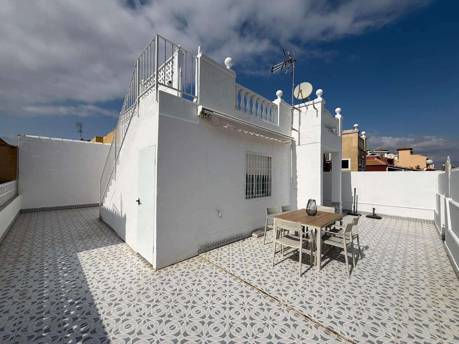 2 camera da letto Bungalow in vendita in Torrevieja con piscina - 169.990 € (Rif: 9715113)