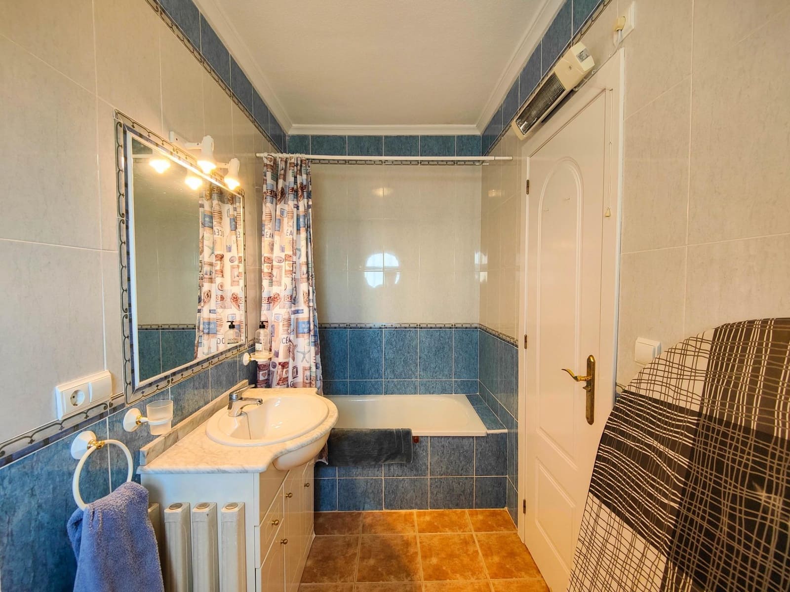 3 makuuhuone Paritalo myytävänä paikassa Orihuela mukana uima-altaan - 235 000 € (Ref: 9720197)