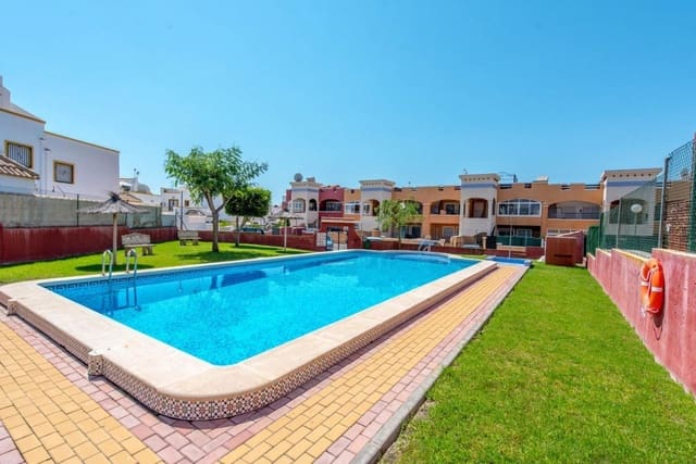 Adosado de 3 habitaciones en Los Altos en venta con piscina - 219.000 € (Ref: 9721888)