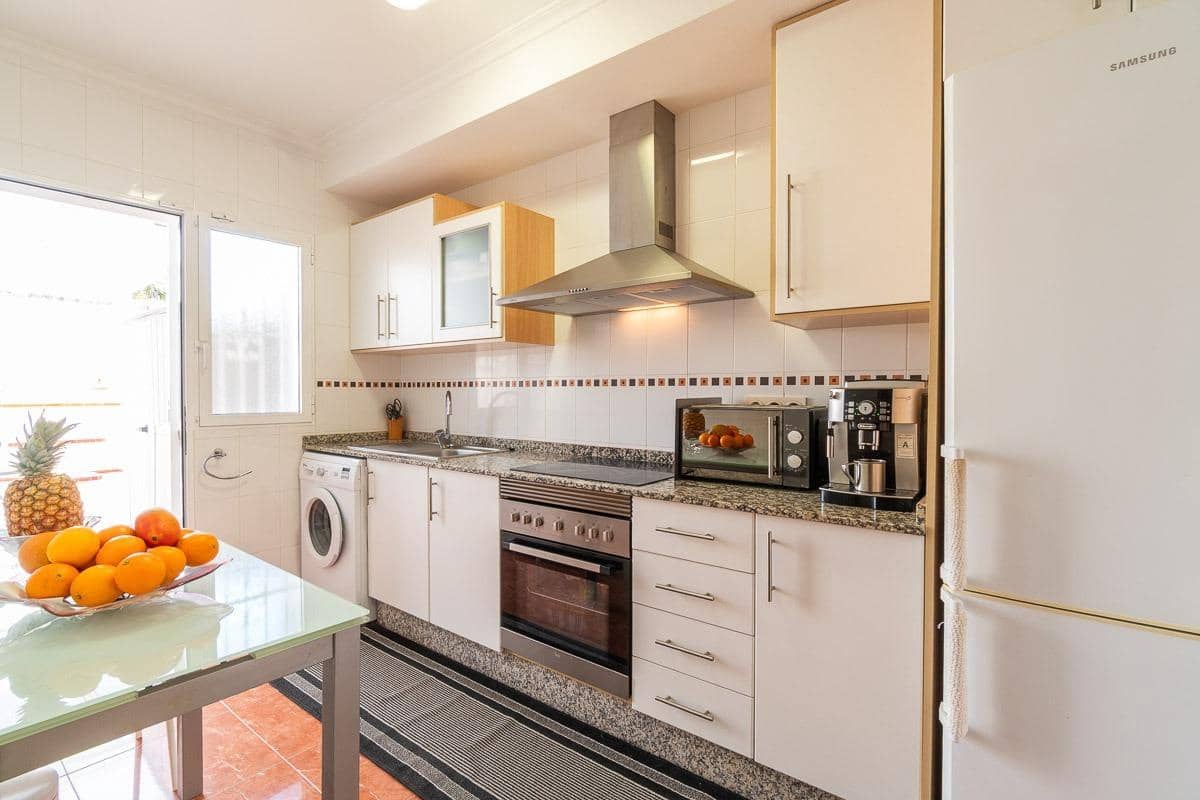 3 quarto Moradia em Banda para venda em Villamartin - 219 000 € (Ref: 9735773)